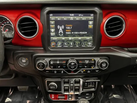 More photos of 2021 Jeep Wrangler Unlimited Rubicon at MAG CDJR, MO