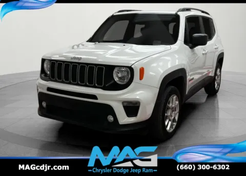 White 2023 Jeep Renegade Latitude for sale in Chillicothe, MO