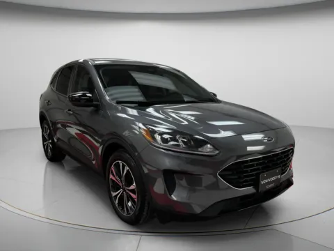 Photos of 2022 Ford Escape SE for sale in Chillicothe, MO at MAG CDJR