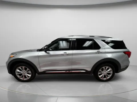 More photos of 2021 Ford Explorer Limited at MAG CDJR, MO