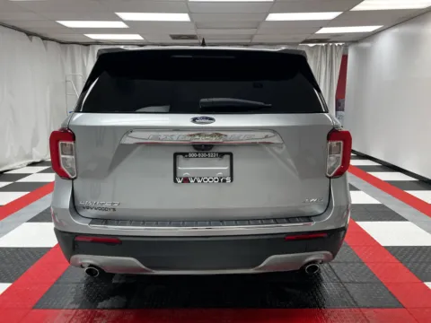 More photos of 2021 Ford Explorer Limited at MAG CDJR, MO