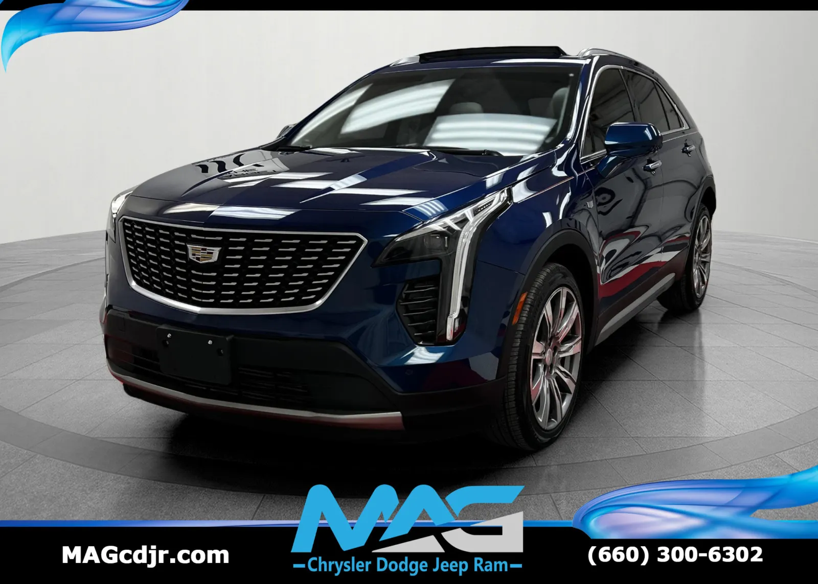 Blue 2019 Cadillac XT4 FWD Premium Luxury for sale in Chillicothe, MO