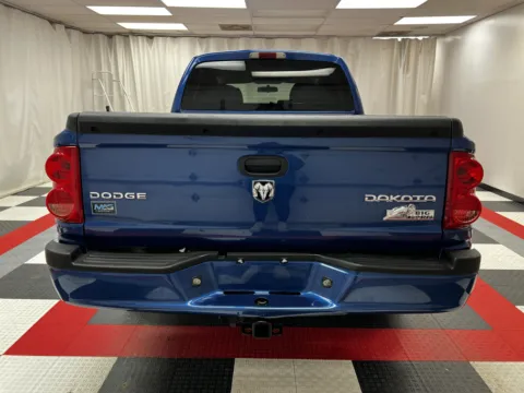 More photos of 2011 Ram Dakota Bighorn/Lonestar at MAG CDJR, MO