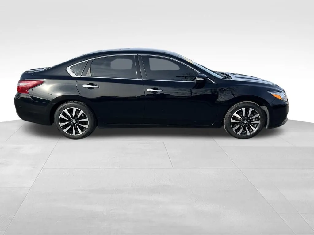 2018 Nissan Altima 2.5 SL photo 3