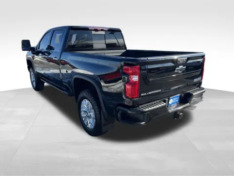 More photos of 2023 Chevrolet Silverado 2500HD High Country at Gregg Young Chevrolet - Omaha, NE