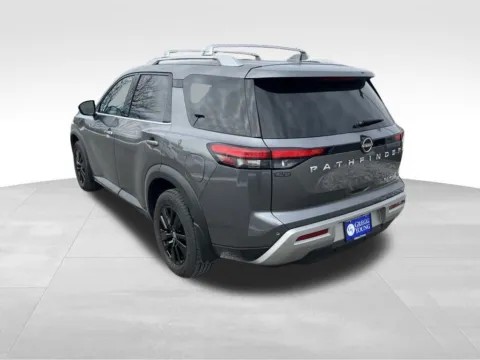 More photos of 2022 Nissan Pathfinder SL at Gregg Young Chevrolet - Omaha, NE