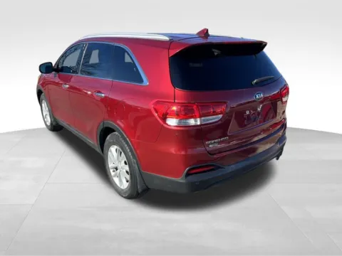 More photos of 2016 Kia Sorento LX at Gregg Young Chevrolet - Omaha, NE