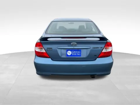 More photos of 2004 Toyota Camry SE at Gregg Young Chevrolet - Omaha, NE