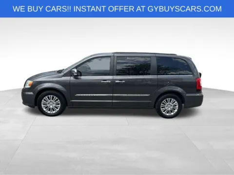 Another view of 2015 Chrysler Town & Country Touring-L for sale in Omaha, NE at Gregg Young Chevrolet of Omaha