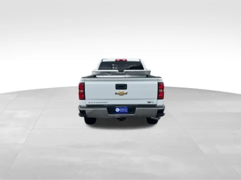 More photos of 2018 Chevrolet Silverado 1500 LT at Gregg Young Chevrolet of Omaha, NE