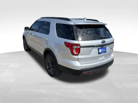 More photos of 2017 Ford Explorer XLT at Gregg Young Chevrolet of Omaha, NE