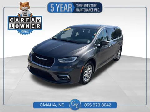 Unknown 2023 Chrysler Pacifica Touring L for sale in Omaha, NE
