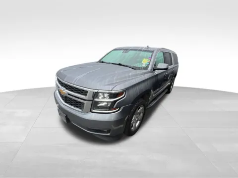 More photos of 2020 Chevrolet Suburban LT at Gregg Young Chevrolet of Omaha, NE