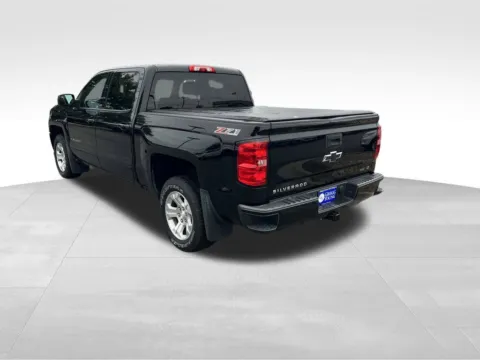 More photos of 2016 Chevrolet Silverado 1500 LT at Gregg Young Chevrolet of Omaha, NE