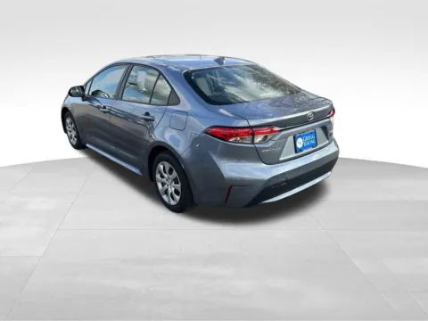 More photos of 2021 Toyota Corolla LE at Gregg Young Chevrolet of Omaha, NE