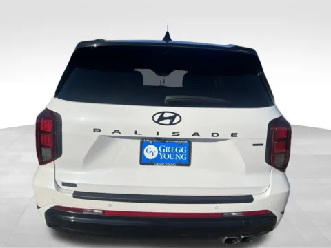 More photos of 2025 Hyundai Palisade Calligraphy Night Edition at Gregg Young Chevrolet of Omaha, NE