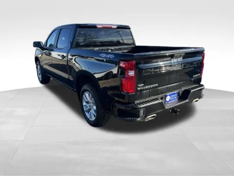 More photos of 2021 Chevrolet Silverado 1500 Custom at Gregg Young Chevrolet - Omaha, NE