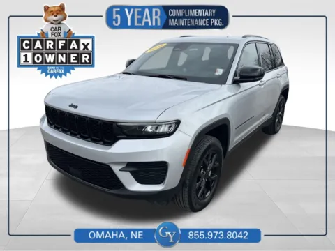 Silver 2024 Jeep Grand Cherokee Altitude for sale in Omaha, NE