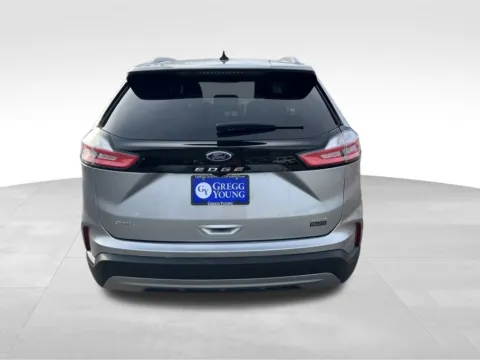 More photos of 2024 Ford Edge SEL at Gregg Young Chevrolet - Omaha, NE