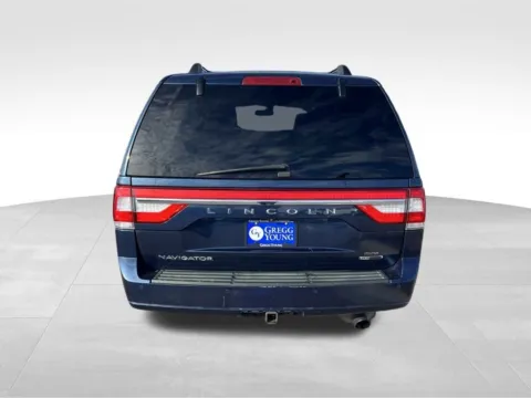 More photos of 2015 Lincoln Navigator at Gregg Young Chevrolet - Omaha, NE