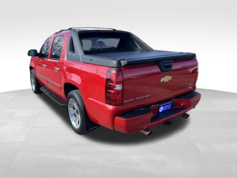 More photos of 2011 Chevrolet Avalanche 1500 LTZ at Gregg Young Chevrolet - Omaha, NE