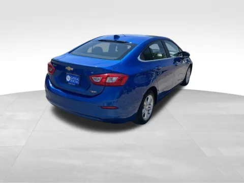 More photos of 2017 Chevrolet Cruze LT at Gregg Young Chevrolet of Omaha, NE