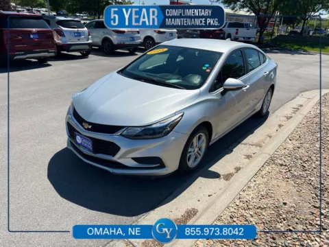 Silver 2018 Chevrolet Cruze LT for sale in Omaha, NE