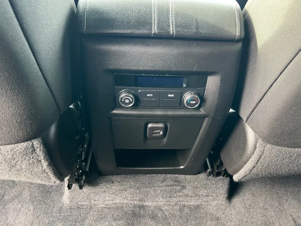 2023 Chevrolet Traverse Cloth photo 4