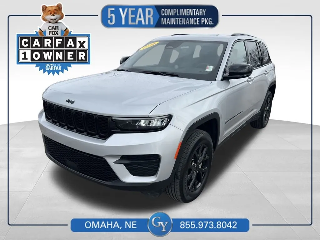 Silver 2024 Jeep Grand Cherokee Altitude for sale in Omaha, NE
