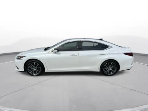 Another view of 2022 Lexus ES 350 for sale in Omaha, NE at Gregg Young Chevrolet - Omaha