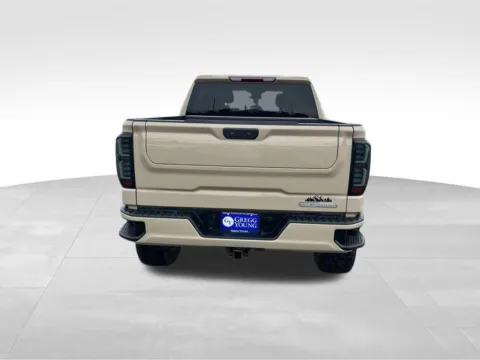 More photos of 2022 GMC Sierra 1500 Elevation at Gregg Young Chevrolet - Omaha, NE