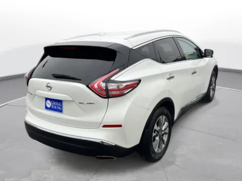 More photos of 2015 Nissan Murano SL at Gregg Young Chevrolet - Omaha, NE