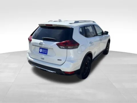 More photos of 2020 Nissan Rogue at Gregg Young Chevrolet of Omaha, NE