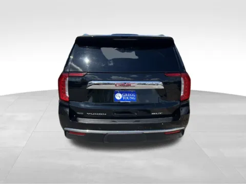 More photos of 2023 GMC Yukon SLT at Gregg Young Chevrolet of Omaha, NE