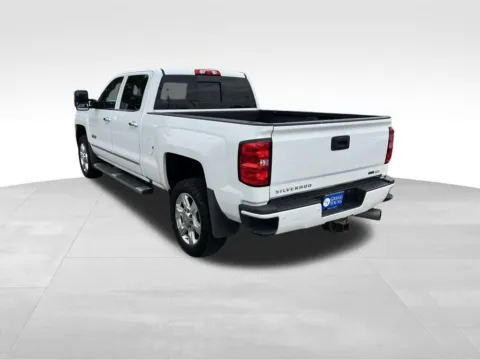 More photos of 2018 Chevrolet Silverado 2500HD LTZ at Gregg Young Chevrolet of Omaha, NE