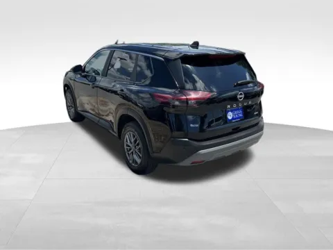More photos of 2023 Nissan Rogue S at Gregg Young Chevrolet of Omaha, NE