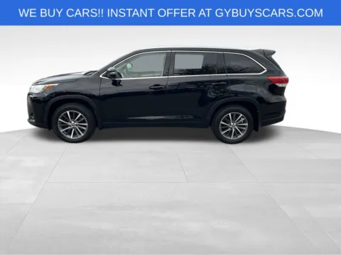 Another view of 2019 Toyota Highlander XLE for sale in Omaha, NE at Gregg Young Chevrolet of Omaha
