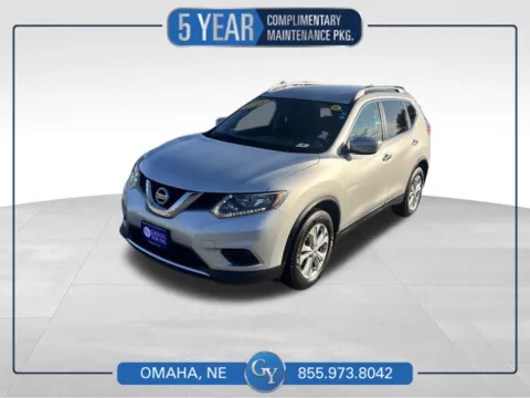 Silver 2014 Nissan Rogue SV for sale in Omaha, NE