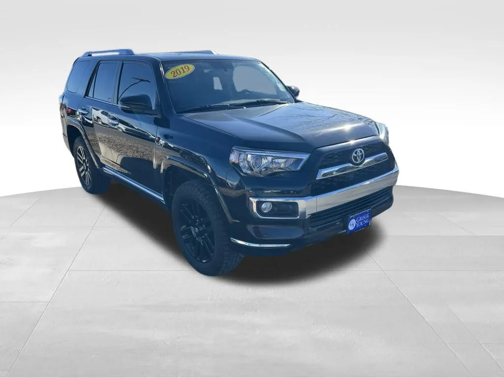 2019 Toyota 4Runner Limited photo 4