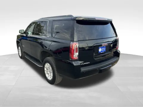 More photos of 2017 GMC Yukon SLT at Gregg Young Chevrolet - Omaha, NE