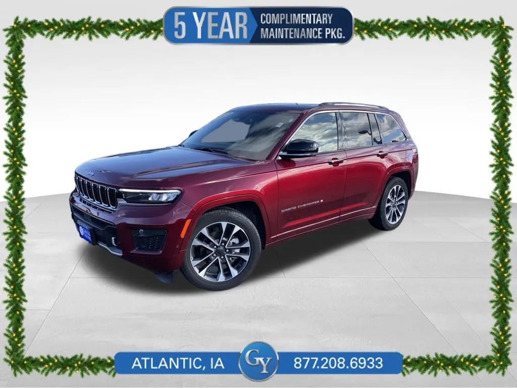 2023 Jeep Grand Cherokee Overland's photo