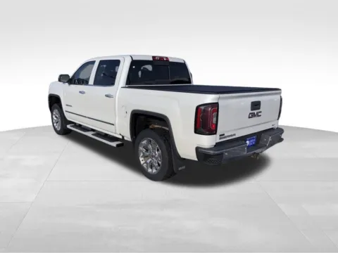 More photos of 2016 GMC Sierra 1500 SLT at Gregg Young Atlantic, IA