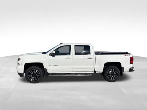 Another view of 2018 Chevrolet Silverado 1500 LT for sale in Atlantic, IA at Gregg Young Atlantic