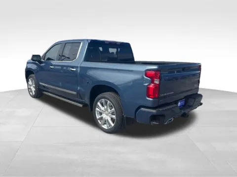 More photos of 2024 Chevrolet Silverado 1500 High Country at Gregg Young Atlantic, IA