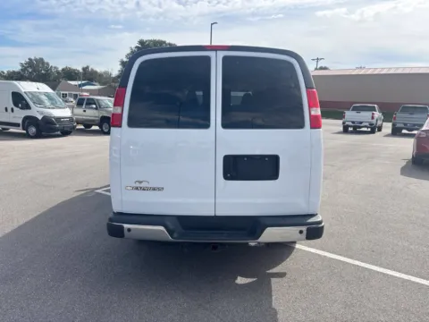More photos of 2018 Chevrolet Express 3500 LT at Gregg Young Chevrolet GMC Atlantic, IA