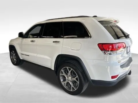 More photos of 2020 Jeep Grand Cherokee Limited at Gregg Young Buick GMC Indianola, IA