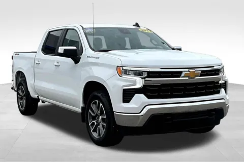 More photos of 2023 Chevrolet Silverado 1500 LT at Gregg Young Buick GMC Indianola, IA