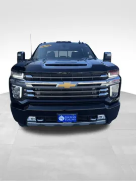 More photos of 2022 Chevrolet Silverado 2500 HD High Country at Gregg Young Buick GMC Indianola, IA