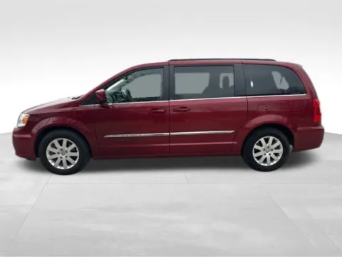 More photos of 2013 Chrysler Town & Country Touring at Gregg Young Buick GMC Indianola, IA
