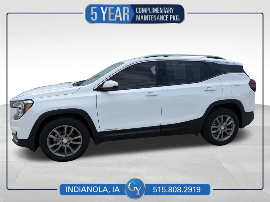 White 2024 GMC Terrain SLT for sale in Indianola, IA